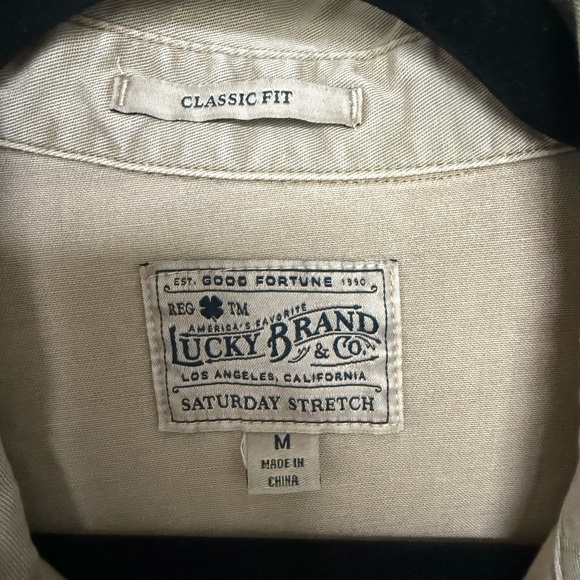 Lucky Brand Men's Short Sleeve Cargo Style Button-Up, Size Medium - Picture 3 of 4